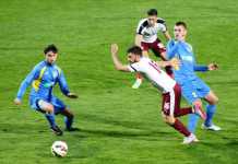 Azi începe etapa a 3-a, prima intermediară din play-off | Meciuri tari în ambele serii