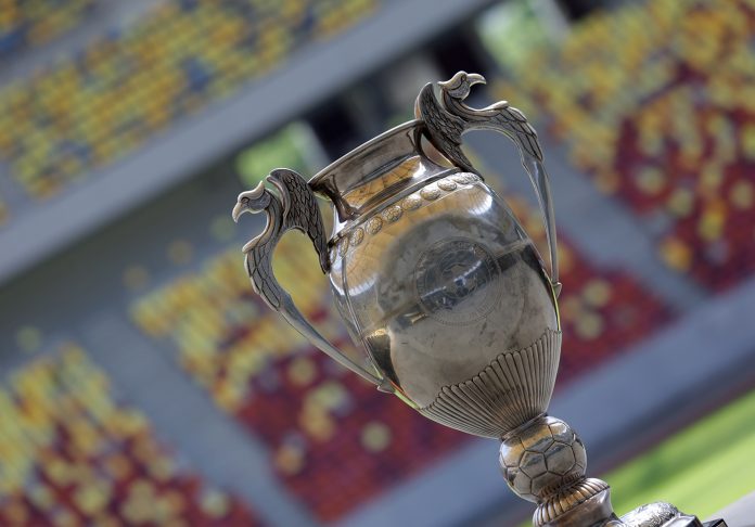 trofeu cupa Cupa Romaniei trofeu