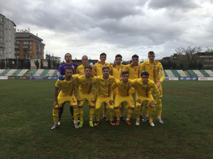 u18