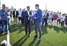 Teren sintetic de dimensiuni standard inaugurat la Iași