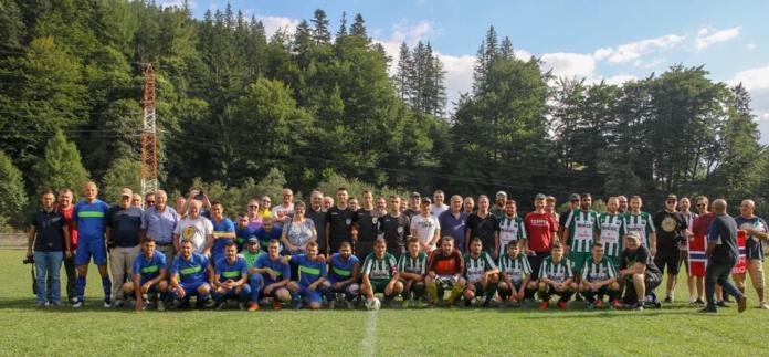 69991663_2355663037990345_2965375648861782016_n