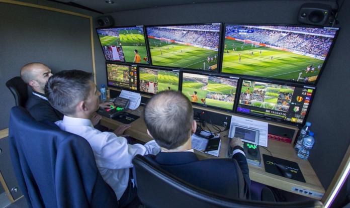 VAR (1)