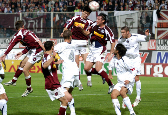 FOTBAL:RAPID BUCURESTI-PARIS SAINT GERMAIN 0-0,CUPA UEFA (19.10.2006)