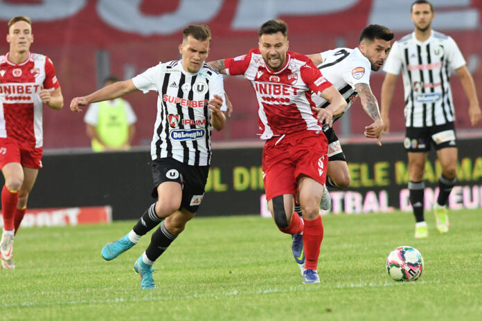 FOTBAL:UNIVERSITATEA CLUJ-DINAMO BUCURESTI, BARAJ LIGA 1 CASA PARIURILOR (21.05.2022)