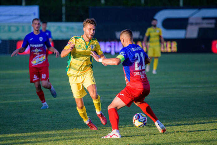 FOTBAL:CS MIOVENI-GLORIA BUZAU, LIGA a 2-a (08.08.2023)