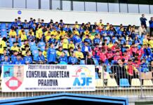 PRAHOVA | Echipament sportiv, mingi și truse de prim ajutor pentru 600 de copii, într-un proiect derulat în premieră