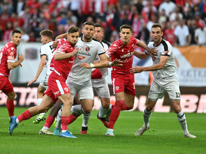 FOTBAL:DINAMO BUCURESTI-FK CSIKSZEREDA MIERCUREA CIUC, BARAJ TUR SUPERLIGA SUPERBET (20.05.2024)